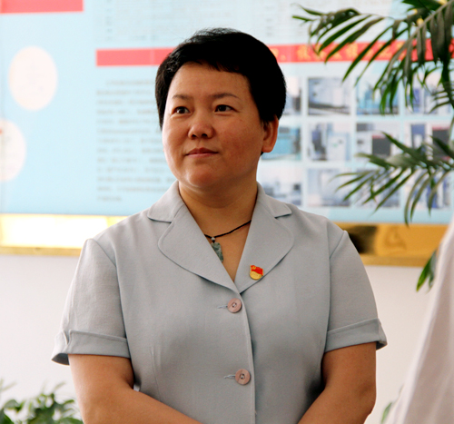 �����м�������Ӣ�˰���졪��6165cc��ɳ��վ��ҵ�����ӽ硱