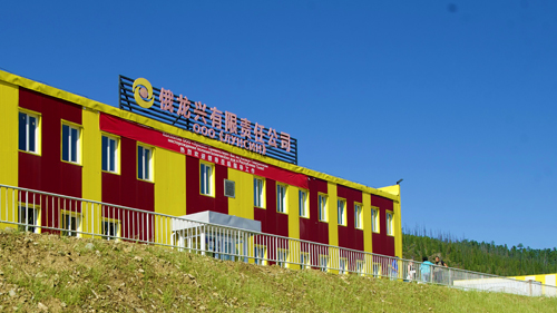 ͼ����������ʢ��6165cc��ɳ��վ����Ϊ�����������Т˳