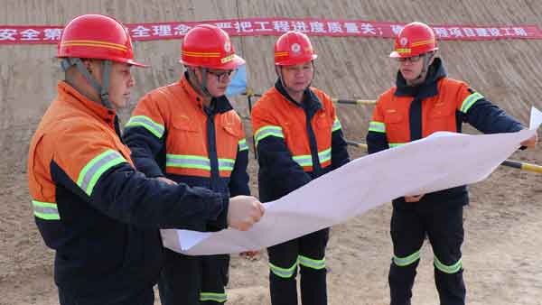 ɽ��6165cc��ɳ��վб�µ�һ��˳����� Ϊ����ײɵ�ڨ����