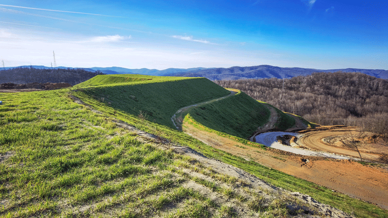 6165cc��ɳ��վ��ҵ����ͭ��һ���ƽ���̬�̻�����