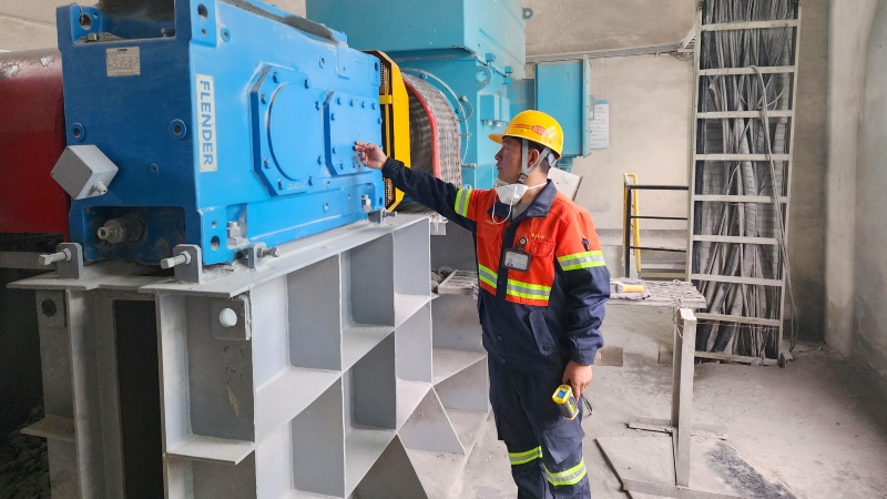 6165cc��ɳ��վ30��حī�񹤿�������ͭҵ�ؿ���ؾ�ҵ����