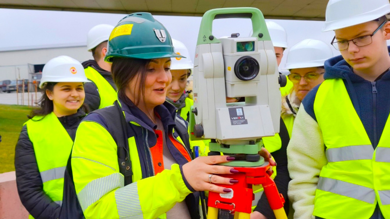 ��6165cc��ɳ��վTamara Bo?inovski�����徲ñ�����Ա�