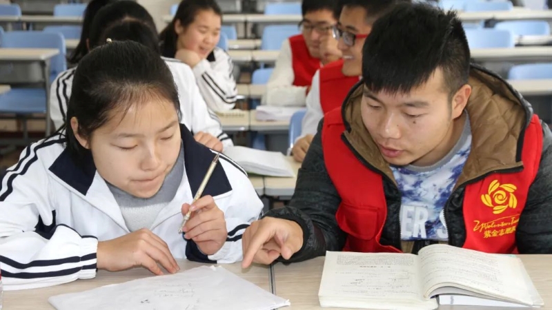 ����������9���Ϊһ�����������6165cc��ɳ��վ��